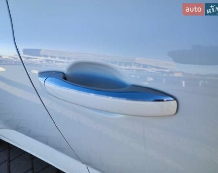 Белый Рено Меган, объемом двигателя 1.46 л и пробегом 200 тыс. км за 11999 $, фото 18 на Automoto.ua