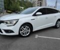 Белый Рено Меган, объемом двигателя 1.5 л и пробегом 205 тыс. км за 12300 $, фото 3 на Automoto.ua