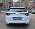 Белый Рено Меган, объемом двигателя 1.46 л и пробегом 181 тыс. км за 9999 $, фото 4 на Automoto.ua