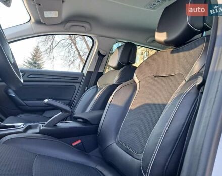 Белый Рено Меган, объемом двигателя 1.5 л и пробегом 182 тыс. км за 12788 $, фото 68 на Automoto.ua