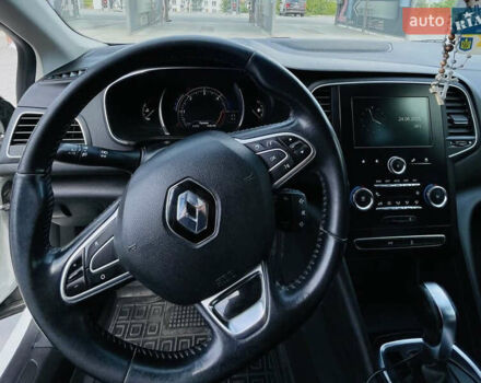 Белый Рено Меган, объемом двигателя 1.46 л и пробегом 233 тыс. км за 12099 $, фото 10 на Automoto.ua
