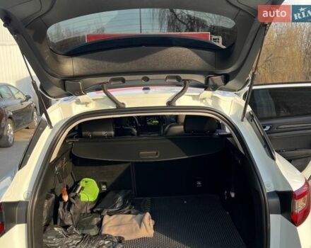 Белый Рено Меган, объемом двигателя 1.46 л и пробегом 195 тыс. км за 12500 $, фото 11 на Automoto.ua