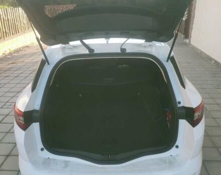 Білий Рено Меган, об'ємом двигуна 1.5 л та пробігом 240 тис. км за 12200 $, фото 5 на Automoto.ua