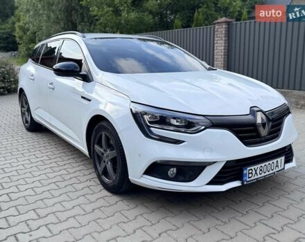 Белый Рено Меган, объемом двигателя 1.46 л и пробегом 228 тыс. км за 13700 $, фото 2 на Automoto.ua