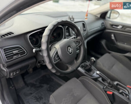 Белый Рено Меган, объемом двигателя 1.5 л и пробегом 185 тыс. км за 11499 $, фото 33 на Automoto.ua