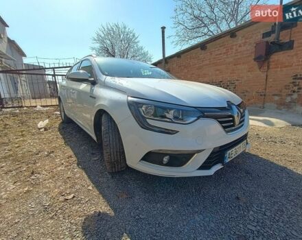 Белый Рено Меган, объемом двигателя 1.46 л и пробегом 147 тыс. км за 13900 $, фото 9 на Automoto.ua