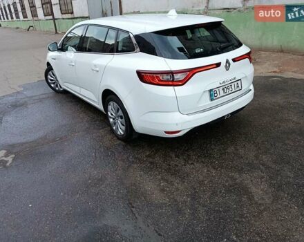 Белый Рено Меган, объемом двигателя 1.46 л и пробегом 190 тыс. км за 11800 $, фото 5 на Automoto.ua