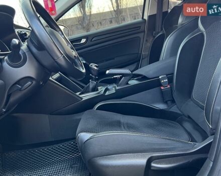 Белый Рено Меган, объемом двигателя 1.46 л и пробегом 195 тыс. км за 12500 $, фото 18 на Automoto.ua