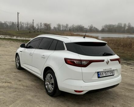 Белый Рено Меган, объемом двигателя 1.5 л и пробегом 289 тыс. км за 11200 $, фото 1 на Automoto.ua