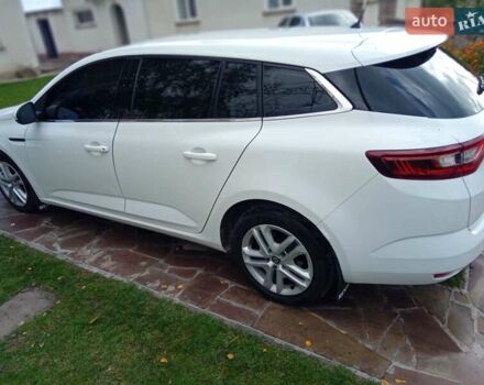 Белый Рено Меган, объемом двигателя 1.46 л и пробегом 251 тыс. км за 12400 $, фото 3 на Automoto.ua