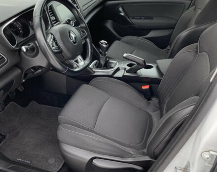 Білий Рено Меган, об'ємом двигуна 1.5 л та пробігом 155 тис. км за 13700 $, фото 47 на Automoto.ua