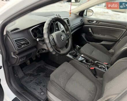 Белый Рено Меган, объемом двигателя 1.5 л и пробегом 185 тыс. км за 11499 $, фото 37 на Automoto.ua