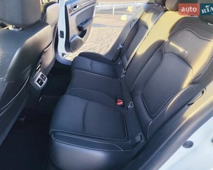 Белый Рено Меган, объемом двигателя 1.46 л и пробегом 200 тыс. км за 11999 $, фото 70 на Automoto.ua