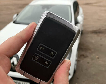 Белый Рено Меган, объемом двигателя 1.5 л и пробегом 213 тыс. км за 9999 $, фото 35 на Automoto.ua