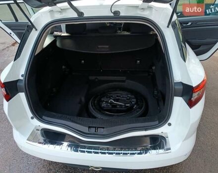 Белый Рено Меган, объемом двигателя 1.46 л и пробегом 190 тыс. км за 11800 $, фото 16 на Automoto.ua