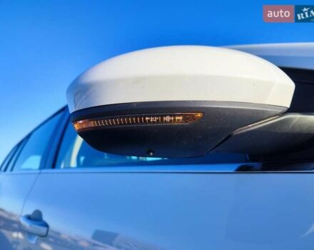 Белый Рено Меган, объемом двигателя 1.46 л и пробегом 200 тыс. км за 11999 $, фото 19 на Automoto.ua