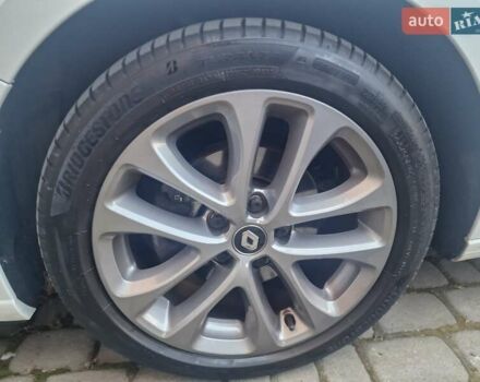 Белый Рено Меган, объемом двигателя 1.5 л и пробегом 218 тыс. км за 14900 $, фото 9 на Automoto.ua