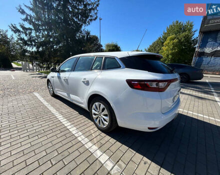 Белый Рено Меган, объемом двигателя 1.46 л и пробегом 217 тыс. км за 11750 $, фото 8 на Automoto.ua