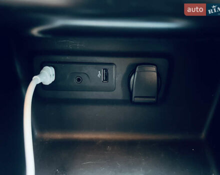 Білий Рено Меган, об'ємом двигуна 1.5 л та пробігом 213 тис. км за 11800 $, фото 26 на Automoto.ua