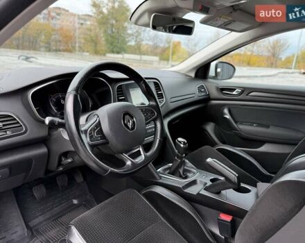 Белый Рено Меган, объемом двигателя 1.46 л и пробегом 195 тыс. км за 12900 $, фото 20 на Automoto.ua