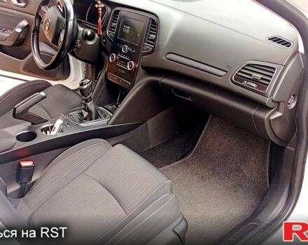 Белый Рено Меган, объемом двигателя 1.5 л и пробегом 199 тыс. км за 11500 $, фото 8 на Automoto.ua