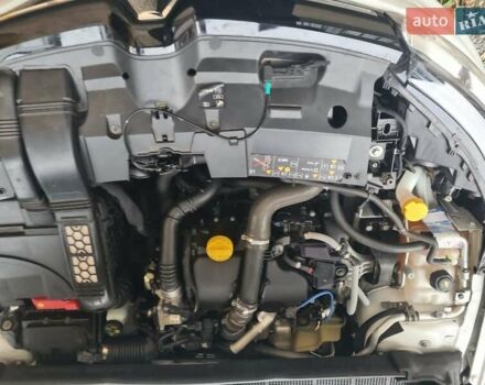 Белый Рено Меган, объемом двигателя 1.5 л и пробегом 106 тыс. км за 16300 $, фото 12 на Automoto.ua