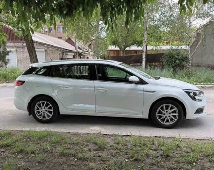 Белый Рено Меган, объемом двигателя 1.46 л и пробегом 139 тыс. км за 14650 $, фото 5 на Automoto.ua