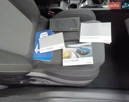 Белый Рено Меган, объемом двигателя 1.46 л и пробегом 190 тыс. км за 11800 $, фото 4 на Automoto.ua