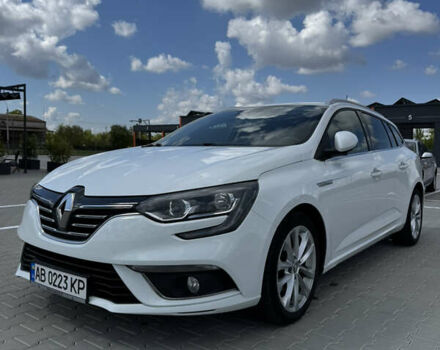 Белый Рено Меган, объемом двигателя 1.46 л и пробегом 154 тыс. км за 12700 $, фото 1 на Automoto.ua
