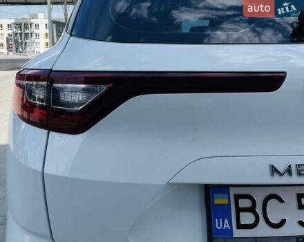 Белый Рено Меган, объемом двигателя 1.46 л и пробегом 233 тыс. км за 12099 $, фото 7 на Automoto.ua
