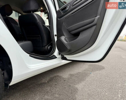 Білий Рено Меган, об'ємом двигуна 1.5 л та пробігом 245 тис. км за 13333 $, фото 51 на Automoto.ua