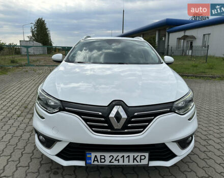 Белый Рено Меган, объемом двигателя 1.6 л и пробегом 217 тыс. км за 12900 $, фото 11 на Automoto.ua