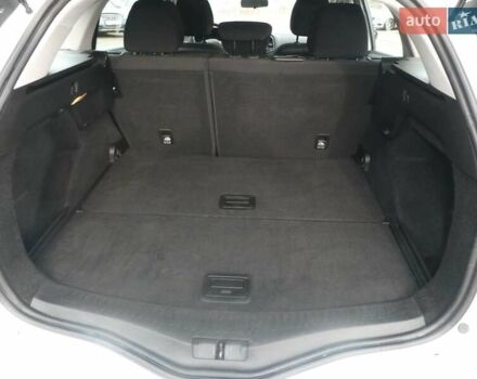 Белый Рено Меган, объемом двигателя 1.46 л и пробегом 225 тыс. км за 11999 $, фото 15 на Automoto.ua