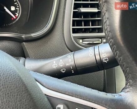 Белый Рено Меган, объемом двигателя 1.5 л и пробегом 250 тыс. км за 10890 $, фото 31 на Automoto.ua