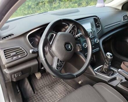 Білий Рено Меган, об'ємом двигуна 1.46 л та пробігом 252 тис. км за 12500 $, фото 10 на Automoto.ua
