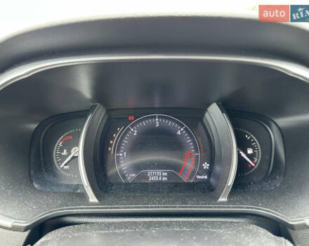 Белый Рено Меган, объемом двигателя 1.6 л и пробегом 217 тыс. км за 12900 $, фото 21 на Automoto.ua