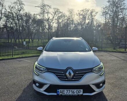 Белый Рено Меган, объемом двигателя 1.46 л и пробегом 177 тыс. км за 16200 $, фото 1 на Automoto.ua