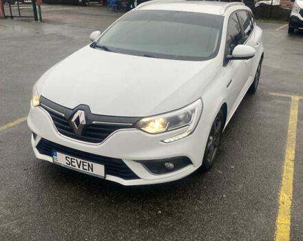Белый Рено Меган, объемом двигателя 1.46 л и пробегом 177 тыс. км за 14300 $, фото 1 на Automoto.ua
