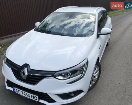 Белый Рено Меган, объемом двигателя 1.46 л и пробегом 188 тыс. км за 12400 $, фото 4 на Automoto.ua