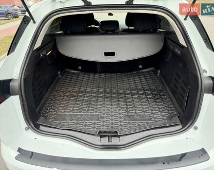 Білий Рено Меган, об'ємом двигуна 1.5 л та пробігом 245 тис. км за 13333 $, фото 63 на Automoto.ua