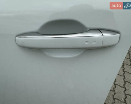 Белый Рено Меган, объемом двигателя 1.6 л и пробегом 217 тыс. км за 12900 $, фото 25 на Automoto.ua