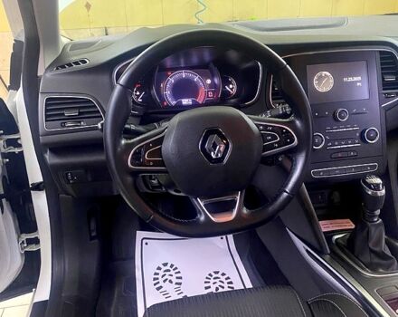 Белый Рено Меган, объемом двигателя 1.5 л и пробегом 177 тыс. км за 14300 $, фото 9 на Automoto.ua