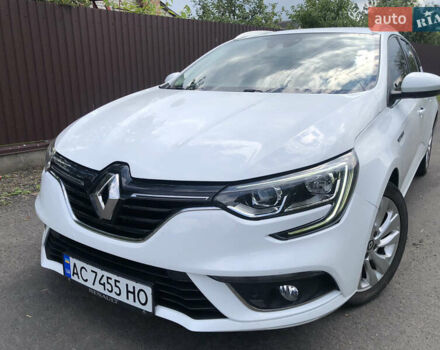 Белый Рено Меган, объемом двигателя 1.46 л и пробегом 188 тыс. км за 12400 $, фото 3 на Automoto.ua