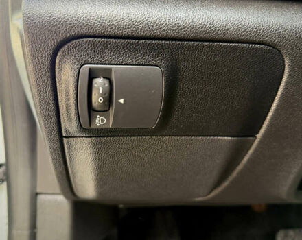 Рено Меган 2018 в Киеве на Automoto.ua Белый Рено Меган, объемом двигателя 1.5 л и пробегом 191 тыс. км за 14499 $, фото 38 на Automoto.ua