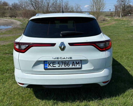 Белый Рено Меган, объемом двигателя 1.46 л и пробегом 249 тыс. км за 12900 $, фото 4 на Automoto.ua