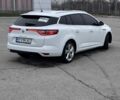 Белый Рено Меган, объемом двигателя 1.5 л и пробегом 250 тыс. км за 13300 $, фото 5 на Automoto.ua
