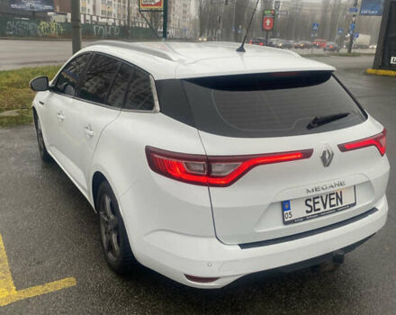 Белый Рено Меган, объемом двигателя 1.46 л и пробегом 177 тыс. км за 14300 $, фото 2 на Automoto.ua