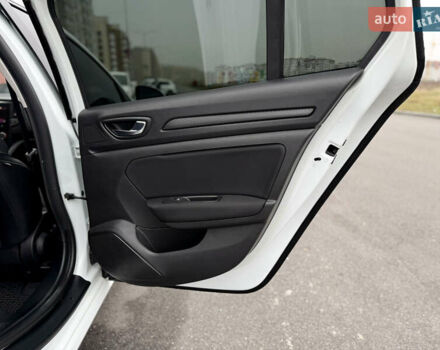 Білий Рено Меган, об'ємом двигуна 1.5 л та пробігом 245 тис. км за 13333 $, фото 50 на Automoto.ua