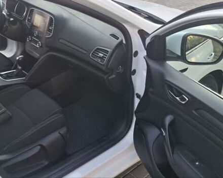 Білий Рено Меган, об'ємом двигуна 1.46 л та пробігом 216 тис. км за 12900 $, фото 17 на Automoto.ua