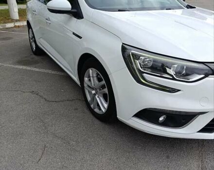 Белый Рено Меган, объемом двигателя 1.46 л и пробегом 130 тыс. км за 13200 $, фото 4 на Automoto.ua